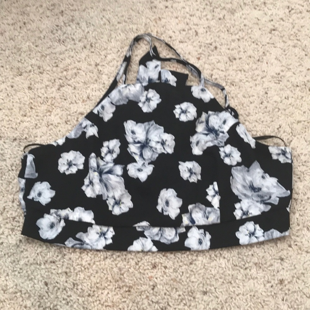 Black Summer Crop Top